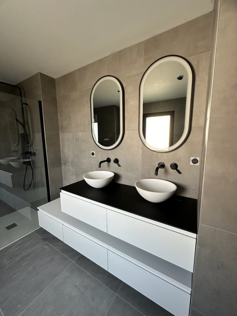 carrelage-salle-de-bain-double-vasque